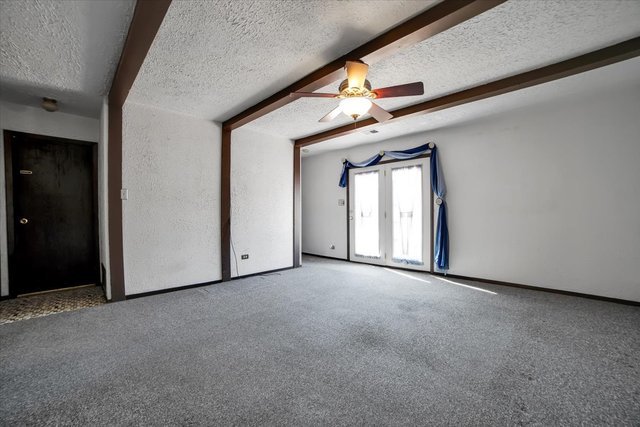 8049 W Norwood Drive, Frankfort, IL 60423