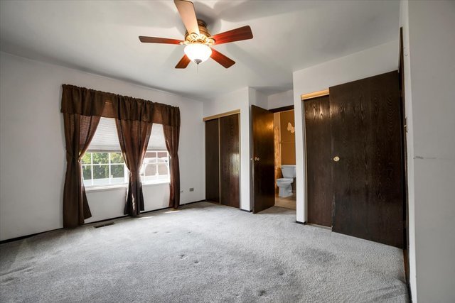 8049 W Norwood Drive, Frankfort, IL 60423