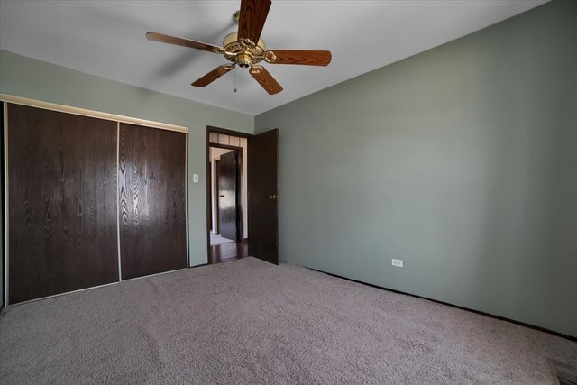 8049 W Norwood Drive, Frankfort, IL 60423