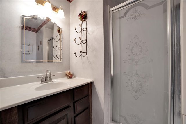 8049 W Norwood Drive, Frankfort, IL 60423