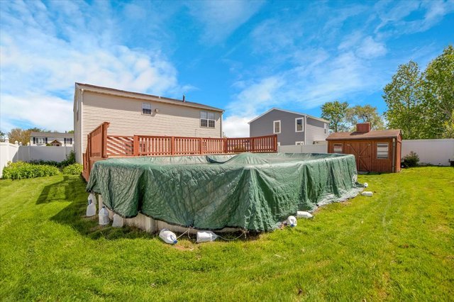 8049 W Norwood Drive, Frankfort, IL 60423