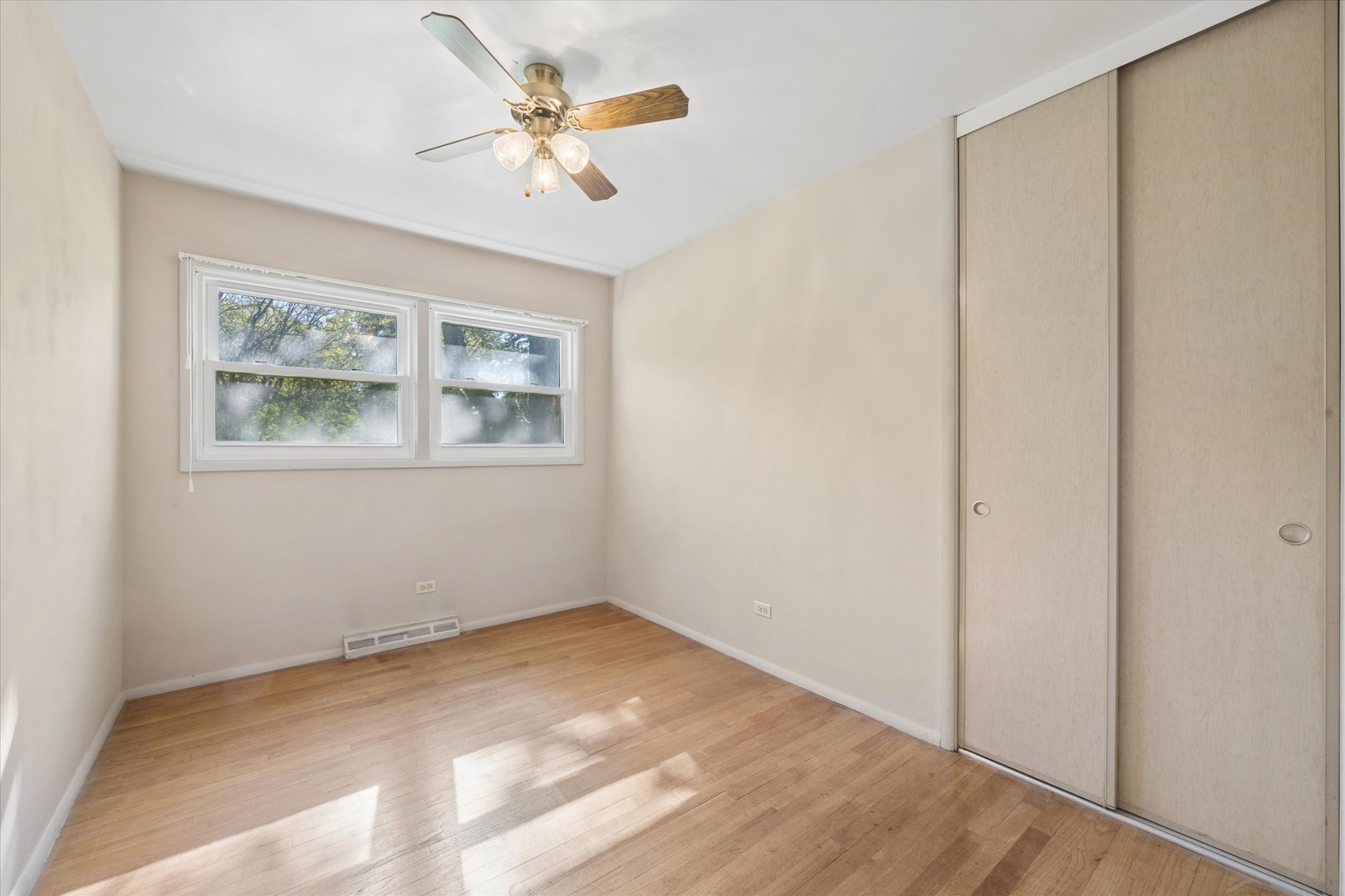 4005 Morton Avenue, Downers Grove, IL 60515