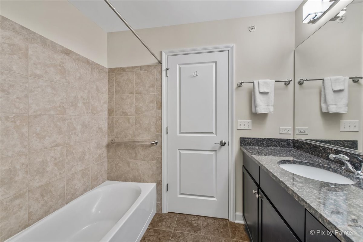 2122 Shermer Road, Glenview, IL 60026