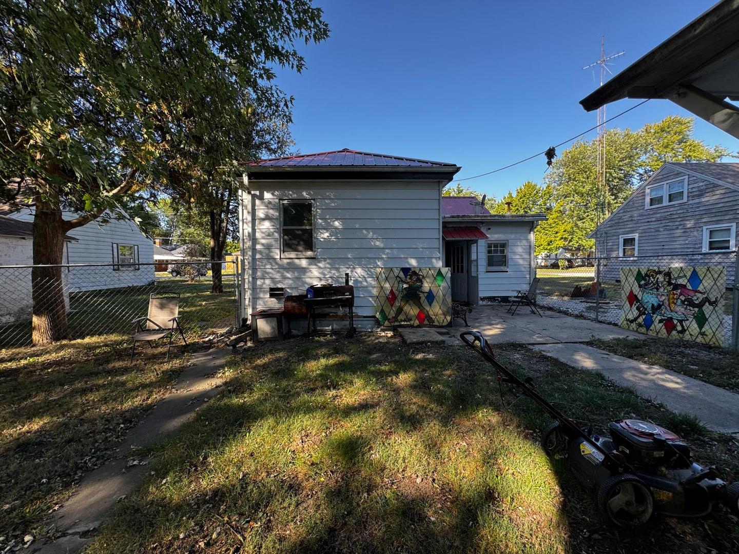 712 Cherry Street, Pana, IL 62557