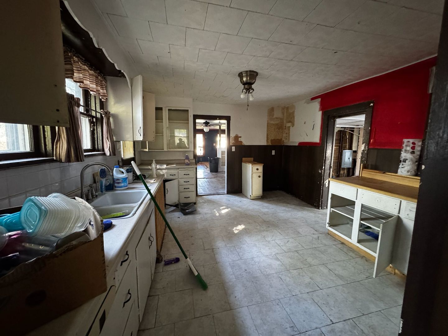 712 Cherry Street, Pana, IL 62557