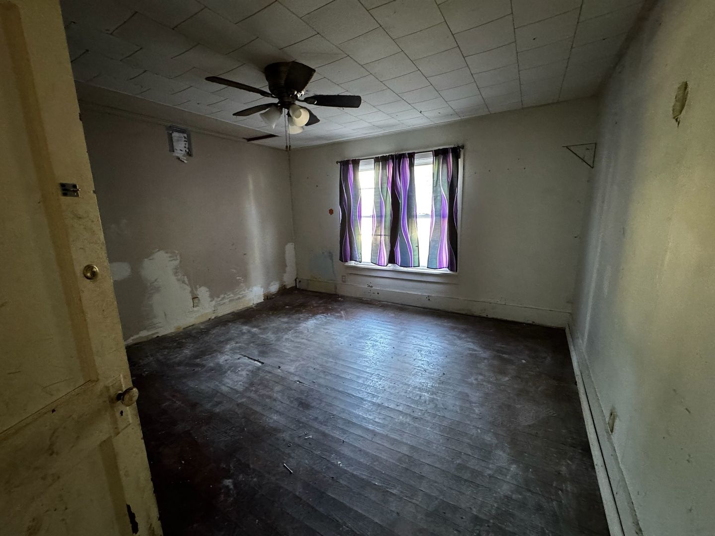 712 Cherry Street, Pana, IL 62557