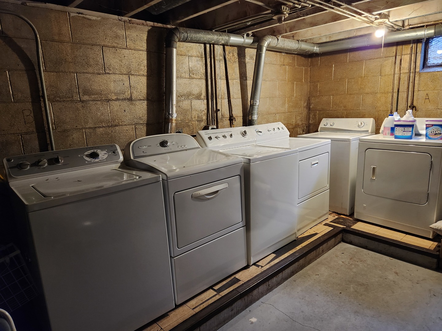 1735-1751 Greene Court, Aurora, IL 60506