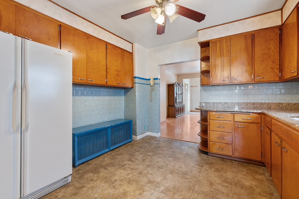 3518 N Odell Avenue, Chicago, IL 60634
