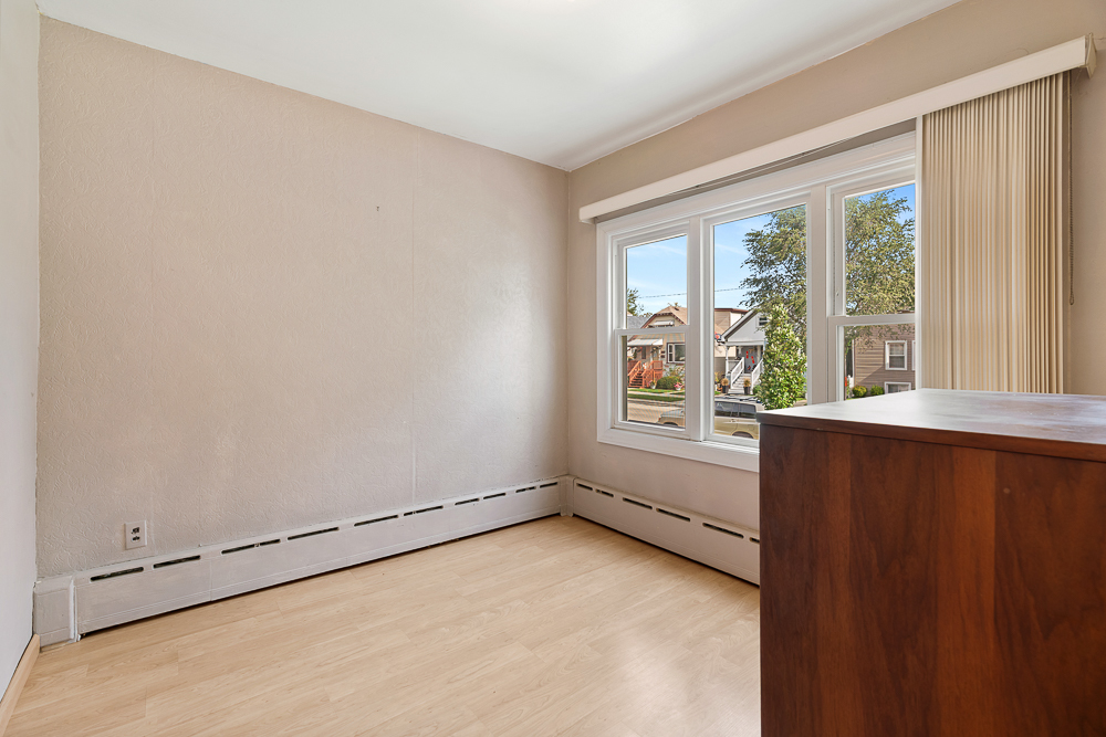 3518 N Odell Avenue, Chicago, IL 60634