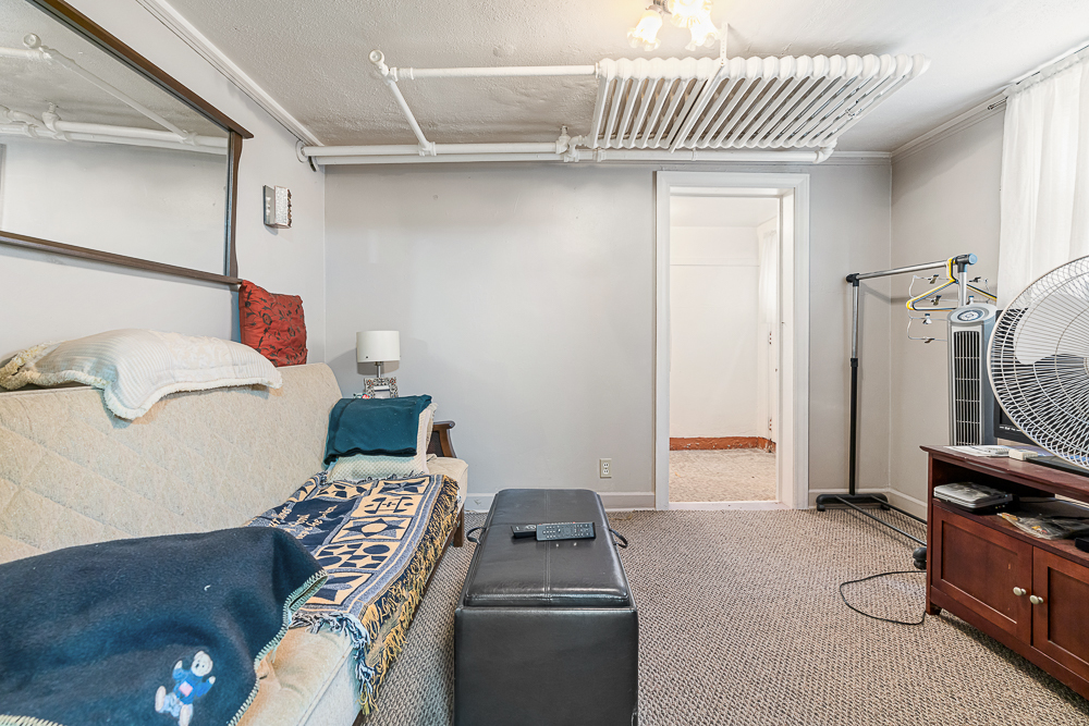 3518 N Odell Avenue, Chicago, IL 60634