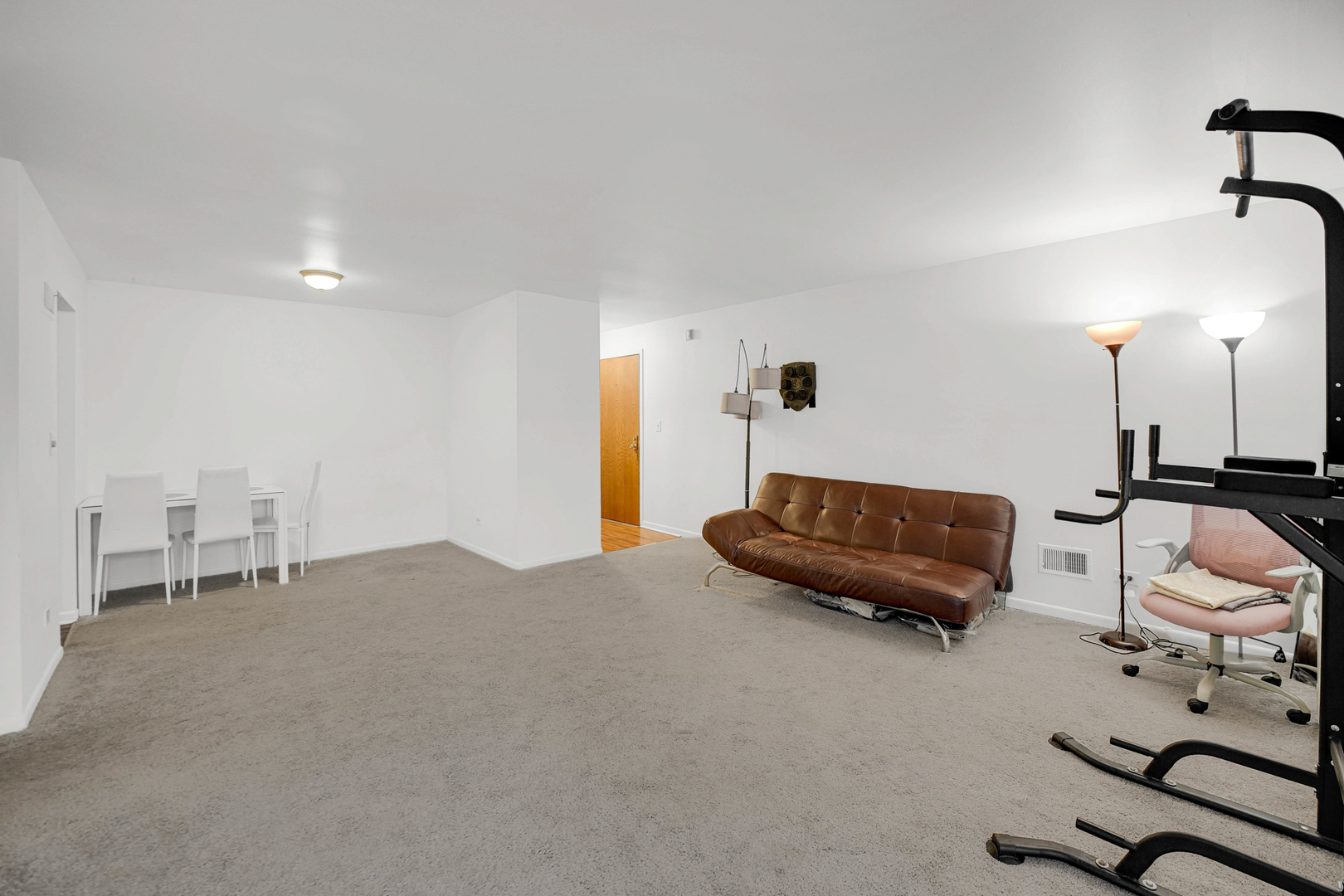 7300 Fairview Avenue #106, Downers Grove, IL 60516