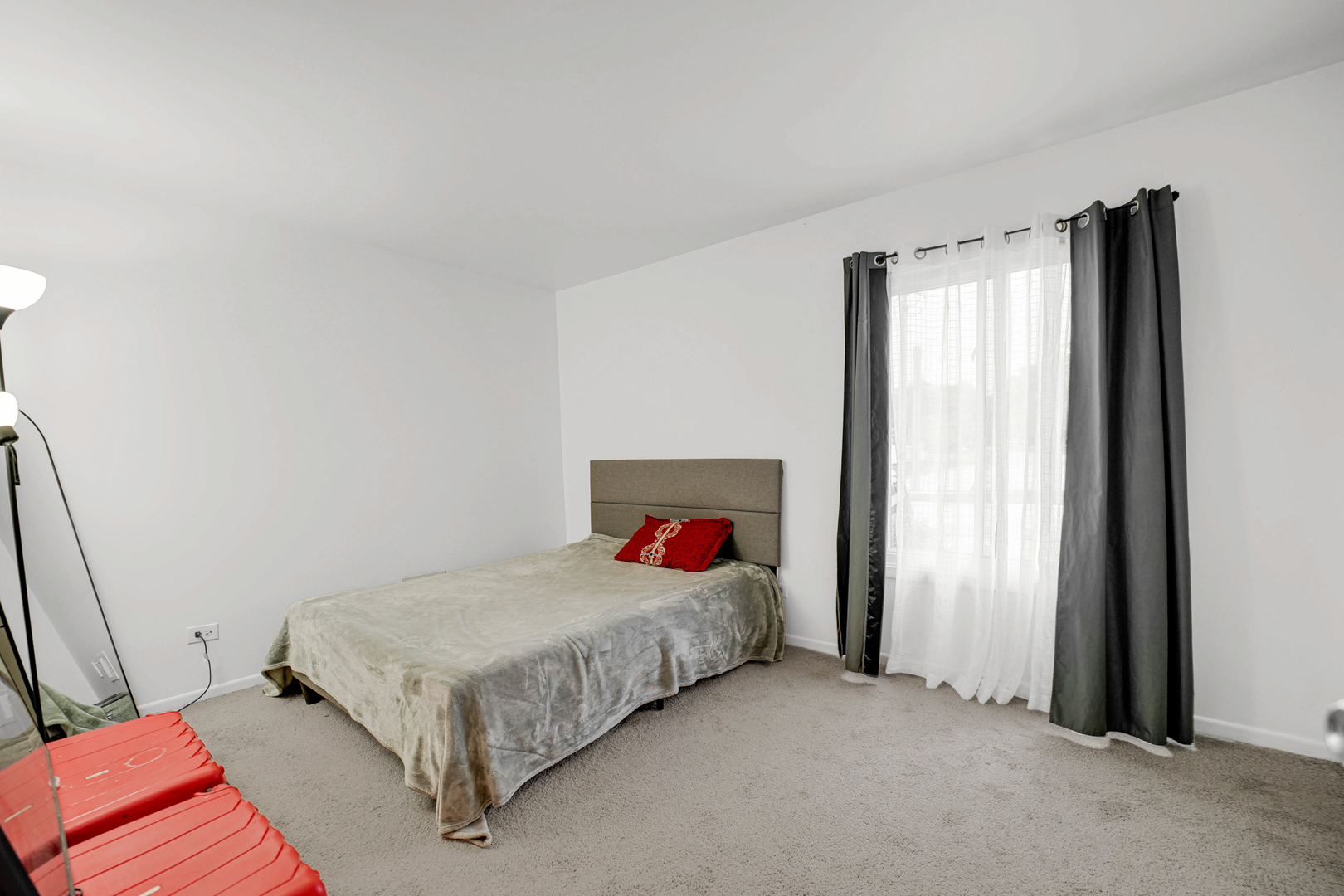 7300 Fairview Avenue #106, Downers Grove, IL 60516