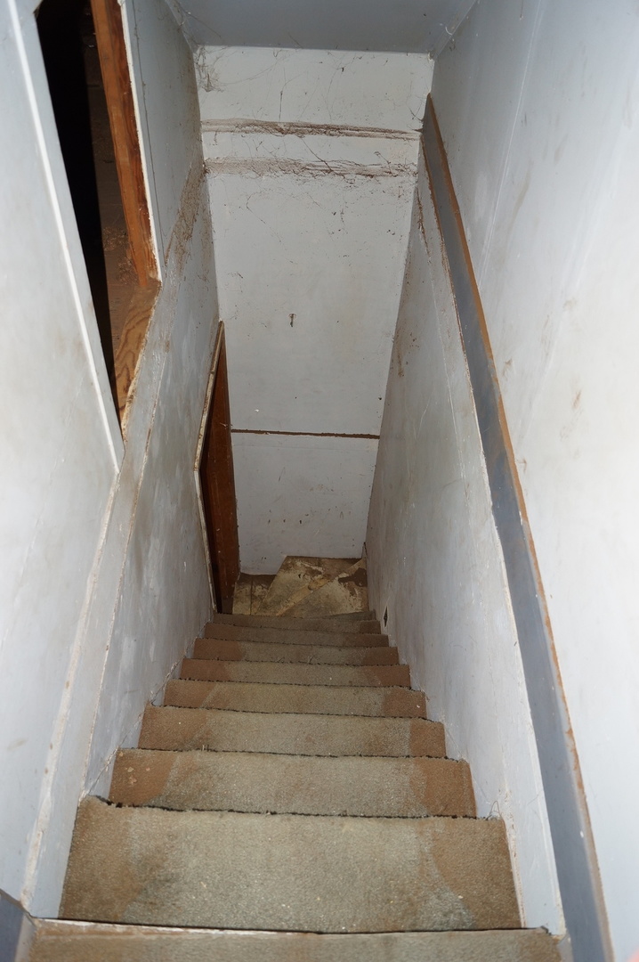 2632 N Marmora Avenue, Chicago, IL 60639