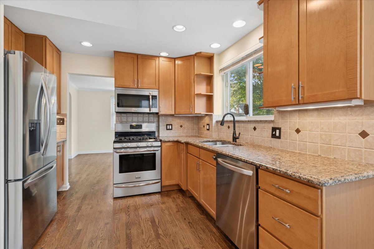 Lincolnwood, IL 60712