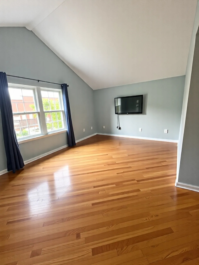 2058 W Washington Boulevard, Chicago, IL 60612