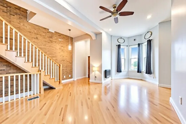 2058 W Washington Boulevard, Chicago, IL 60612