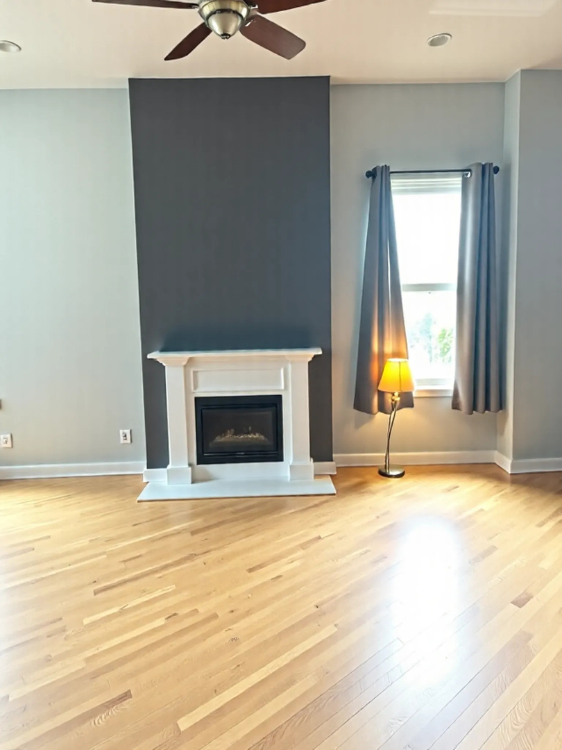 2058 W Washington Boulevard, Chicago, IL 60612