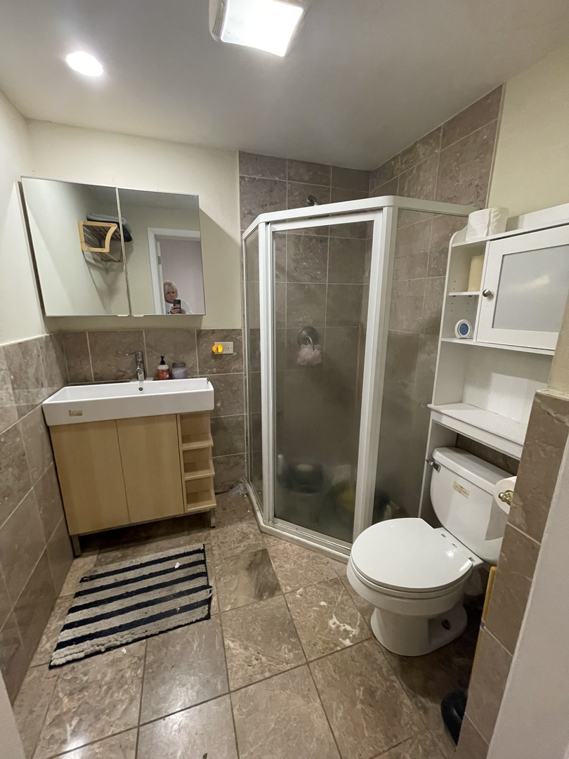 2058 W Washington Boulevard, Chicago, IL 60612