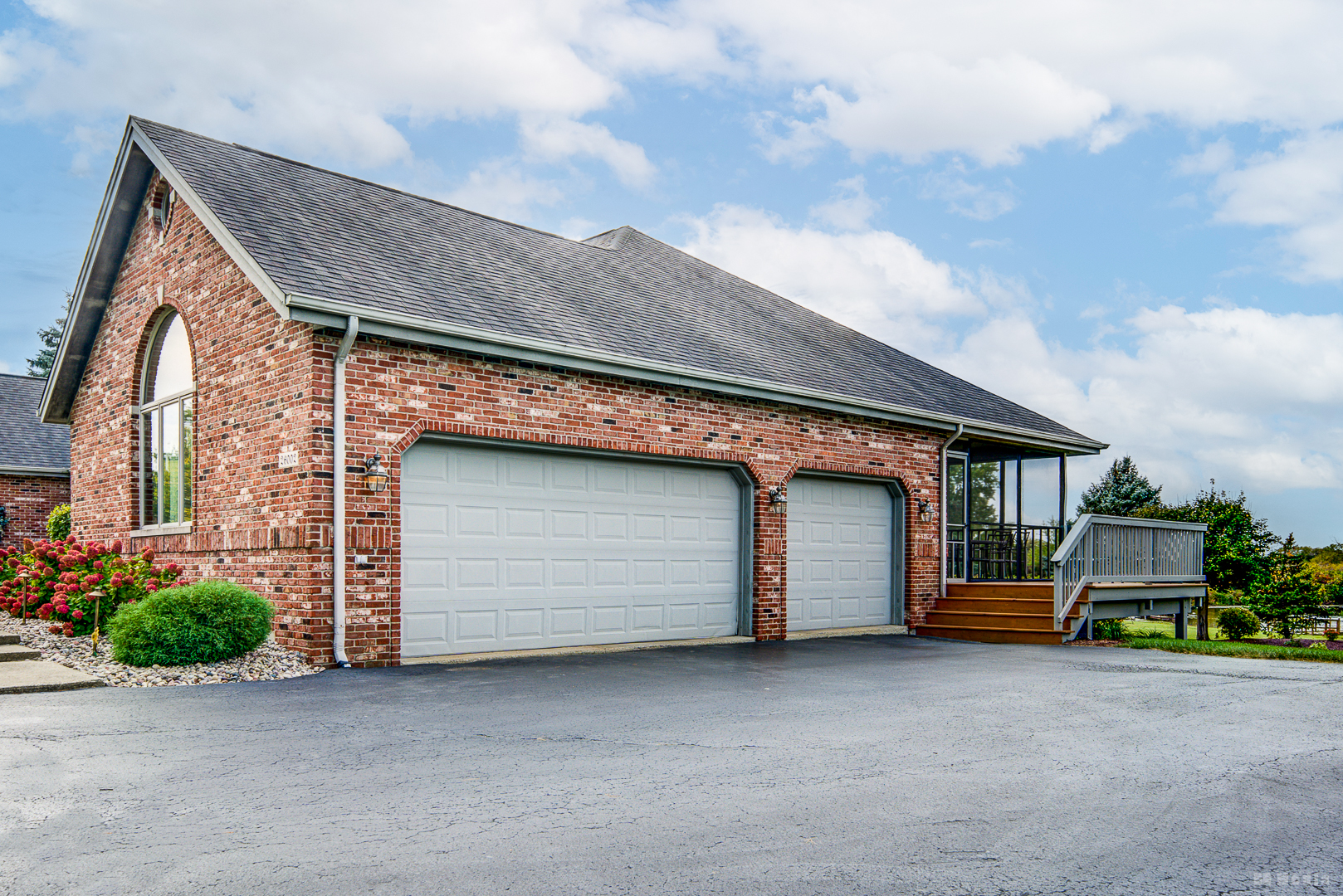 26002 S Cambridge Drive, Crete, IL 60417