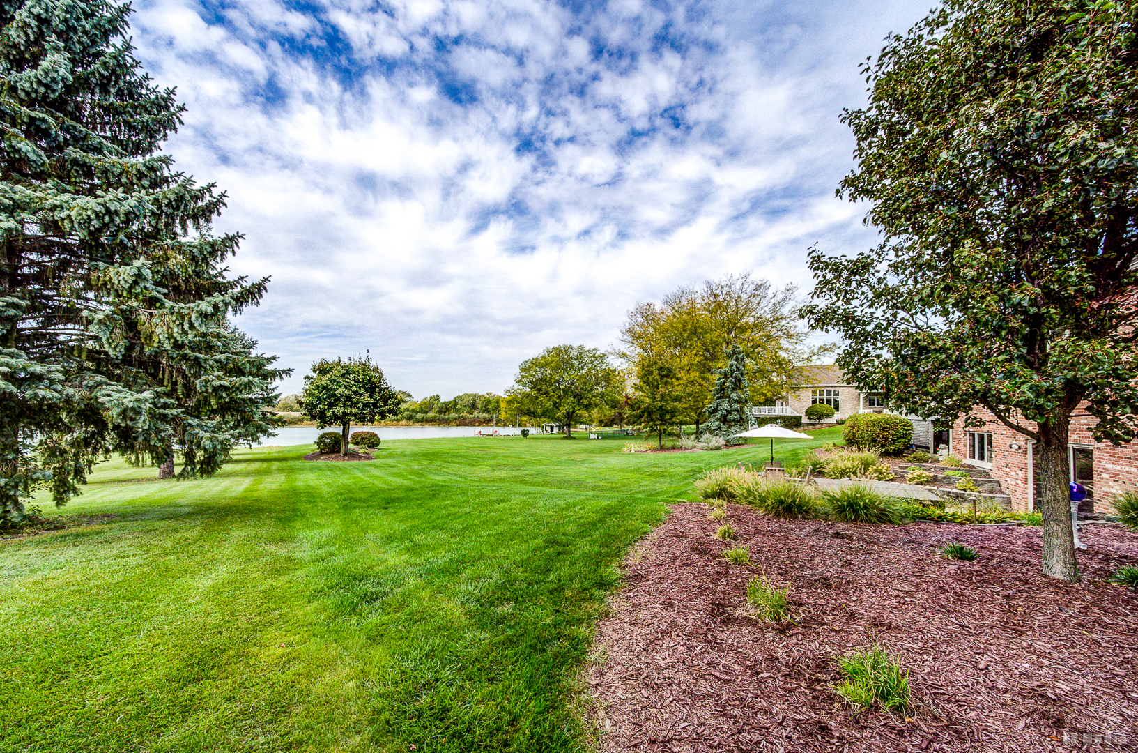 26002 S Cambridge Drive, Crete, IL 60417
