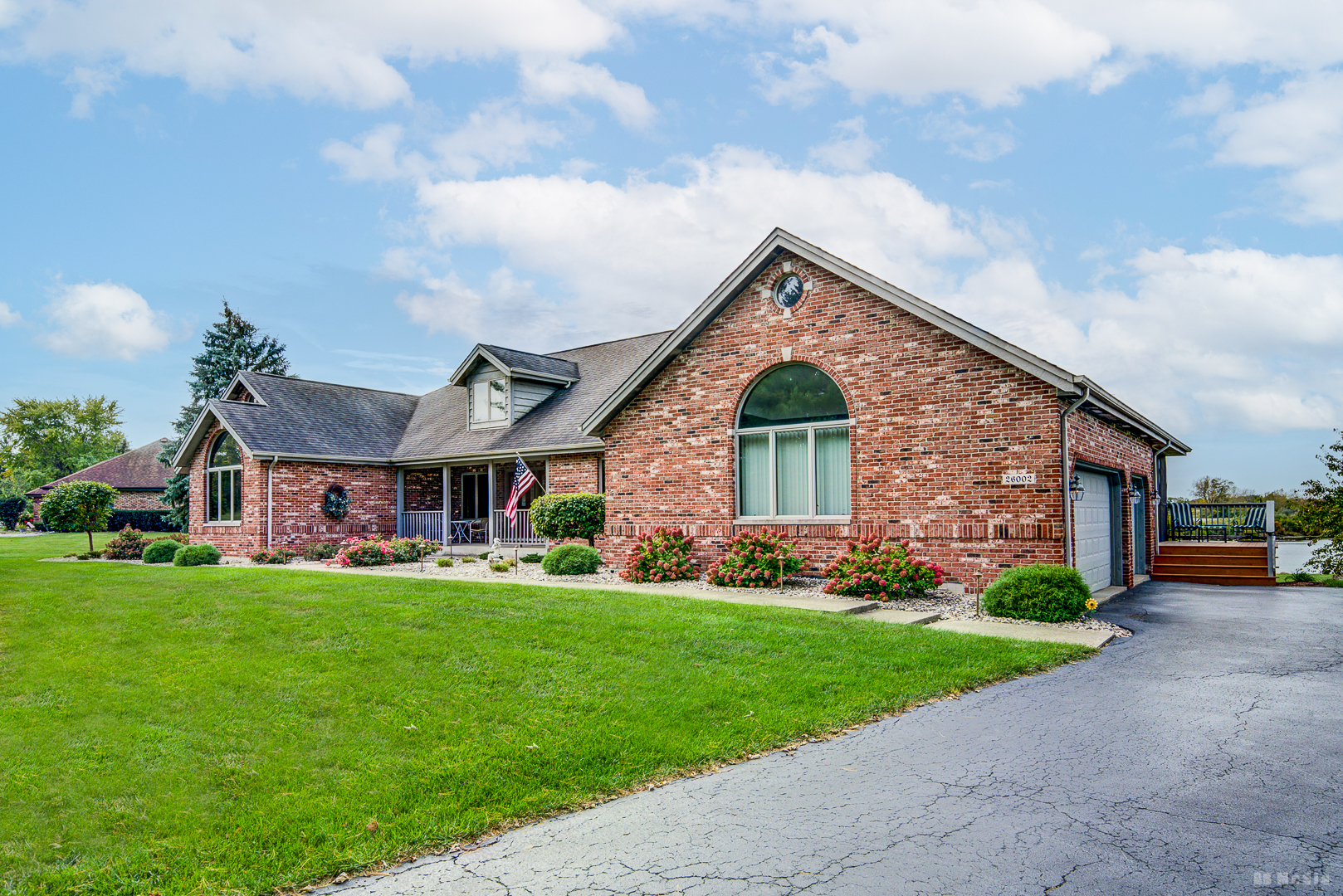 26002 S Cambridge Drive, Crete, IL 60417
