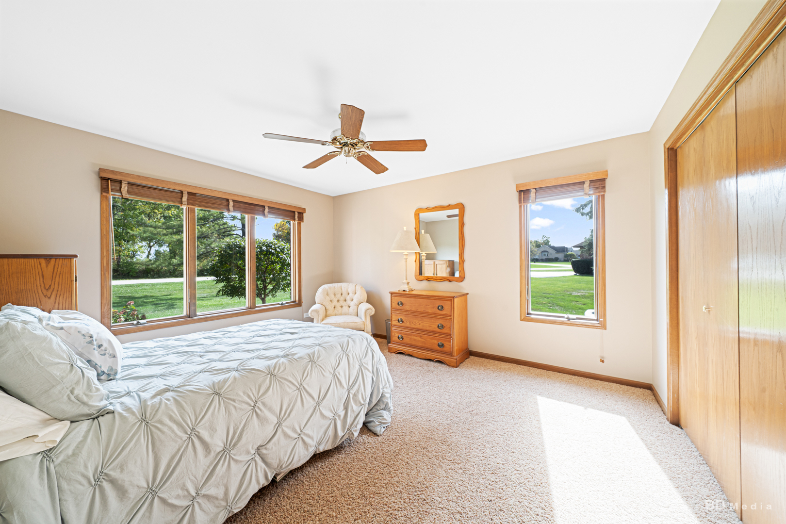 26002 S Cambridge Drive, Crete, IL 60417