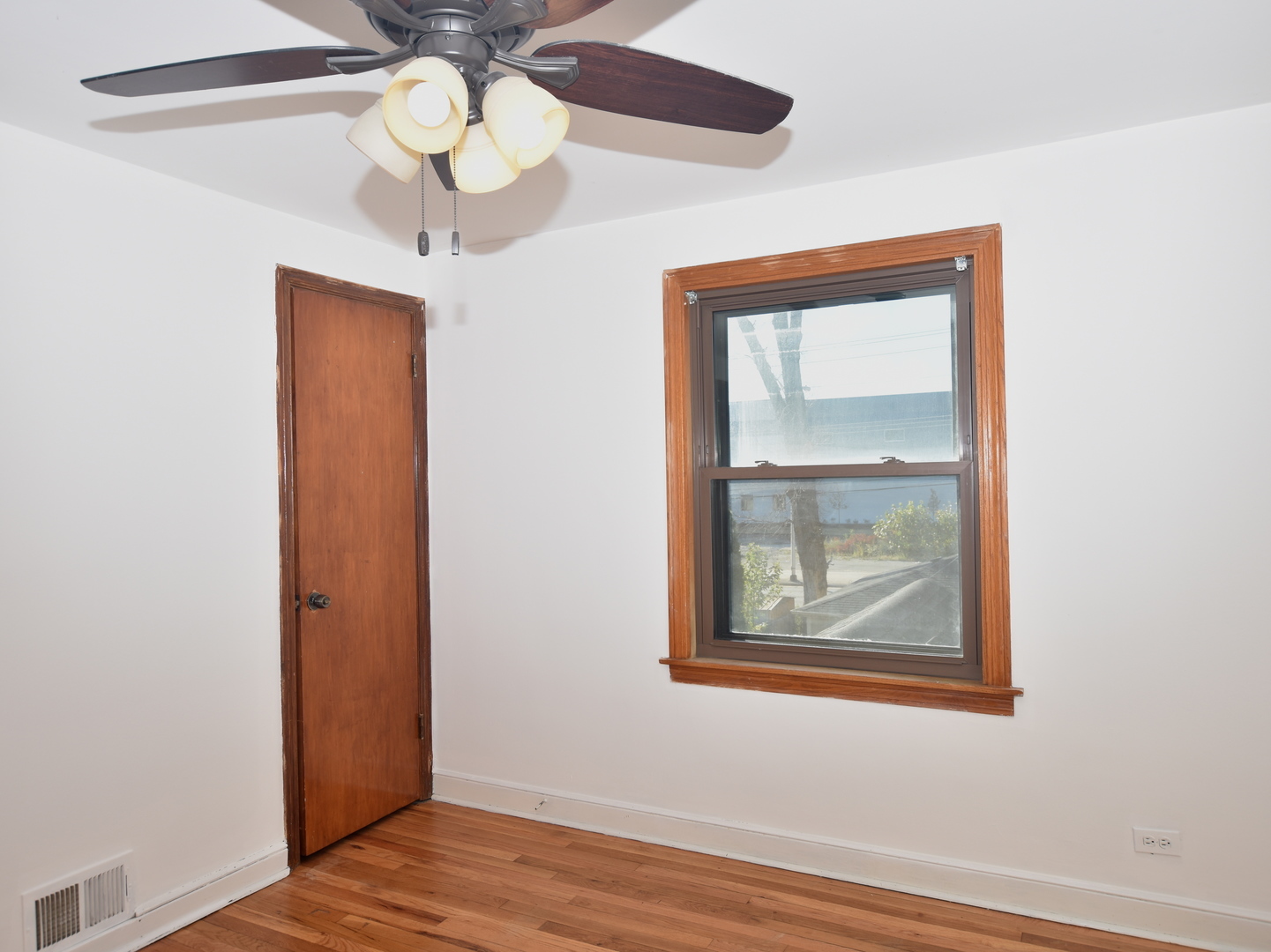 5153 W 64th Place, Chicago, IL 60638