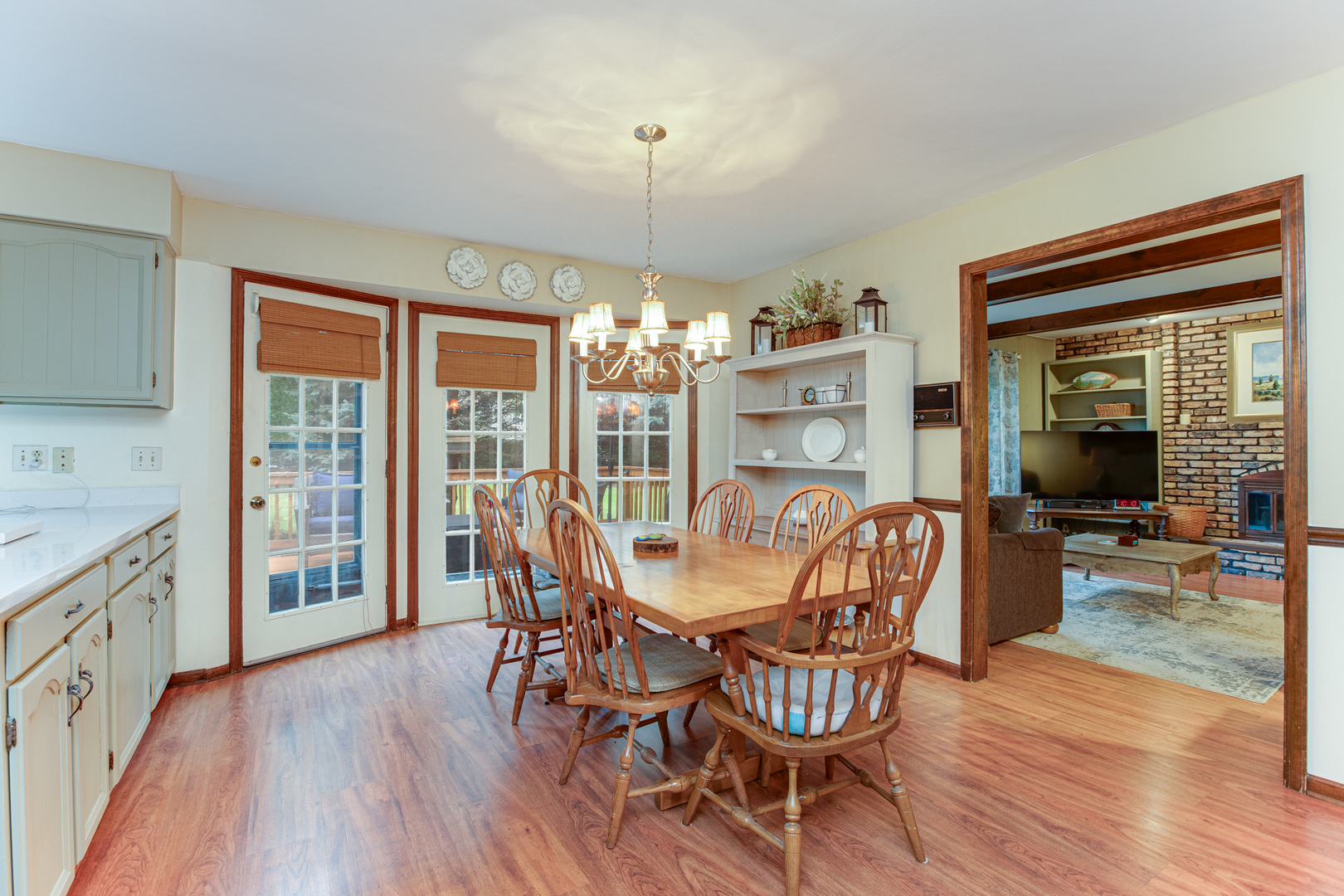 N675 Herrick Drive, Wheaton, IL 60187