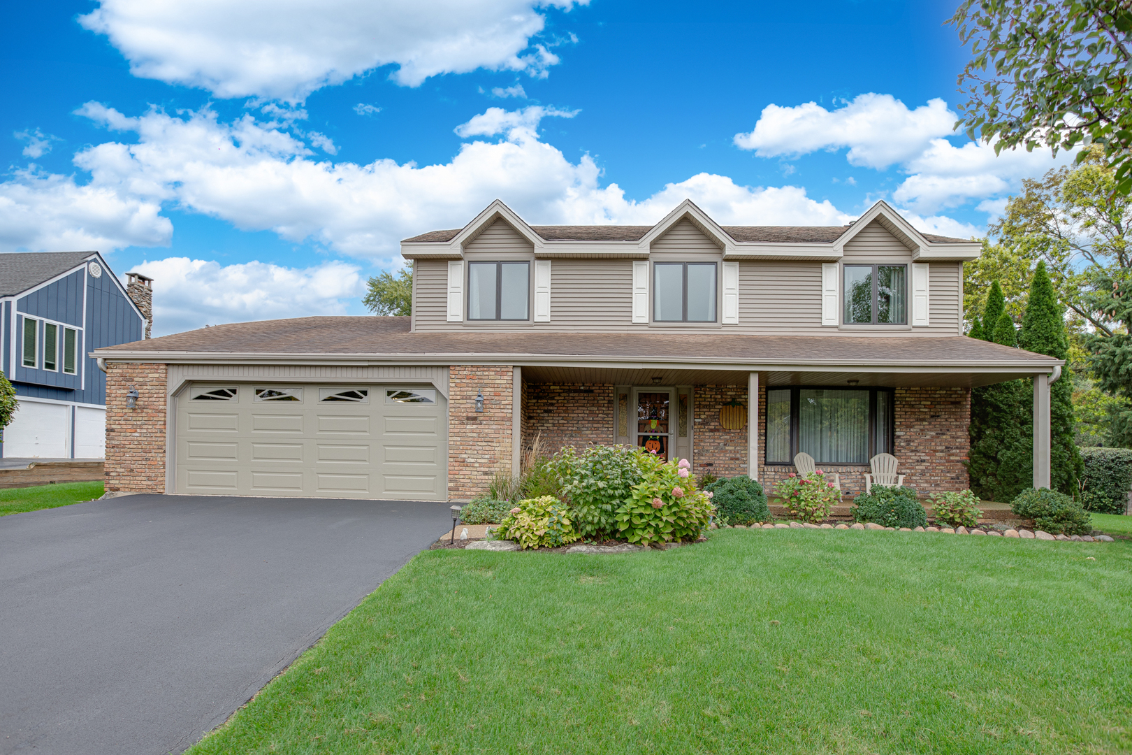 N675 Herrick Drive, Wheaton, IL 60187