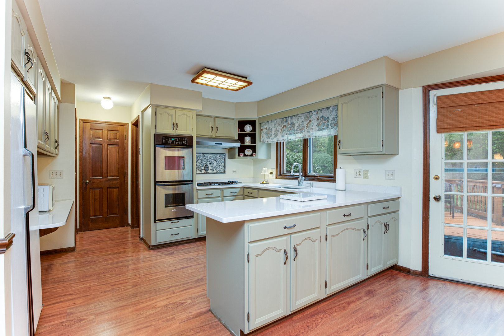 N675 Herrick Drive, Wheaton, IL 60187