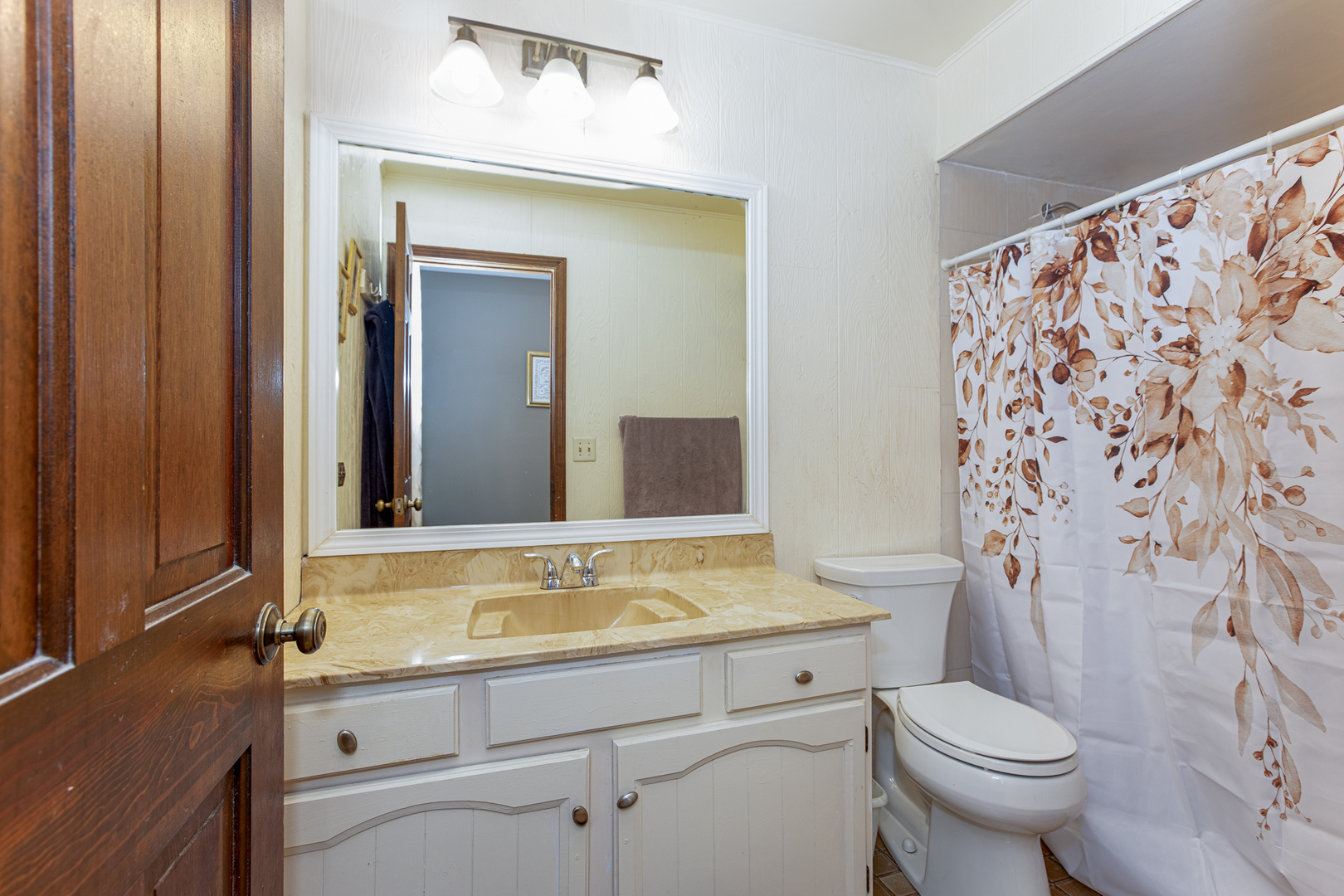 N675 Herrick Drive, Wheaton, IL 60187