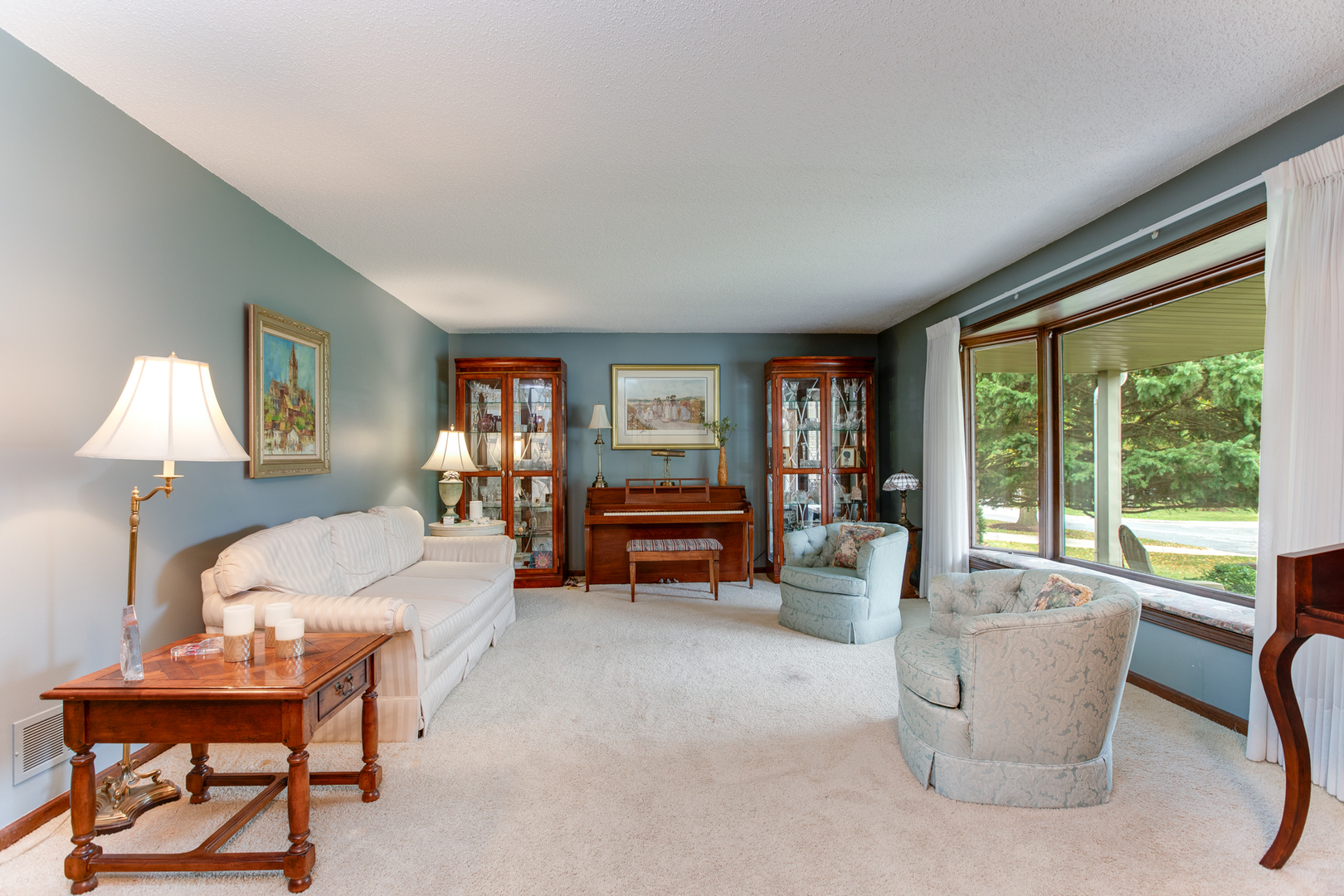 N675 Herrick Drive, Wheaton, IL 60187