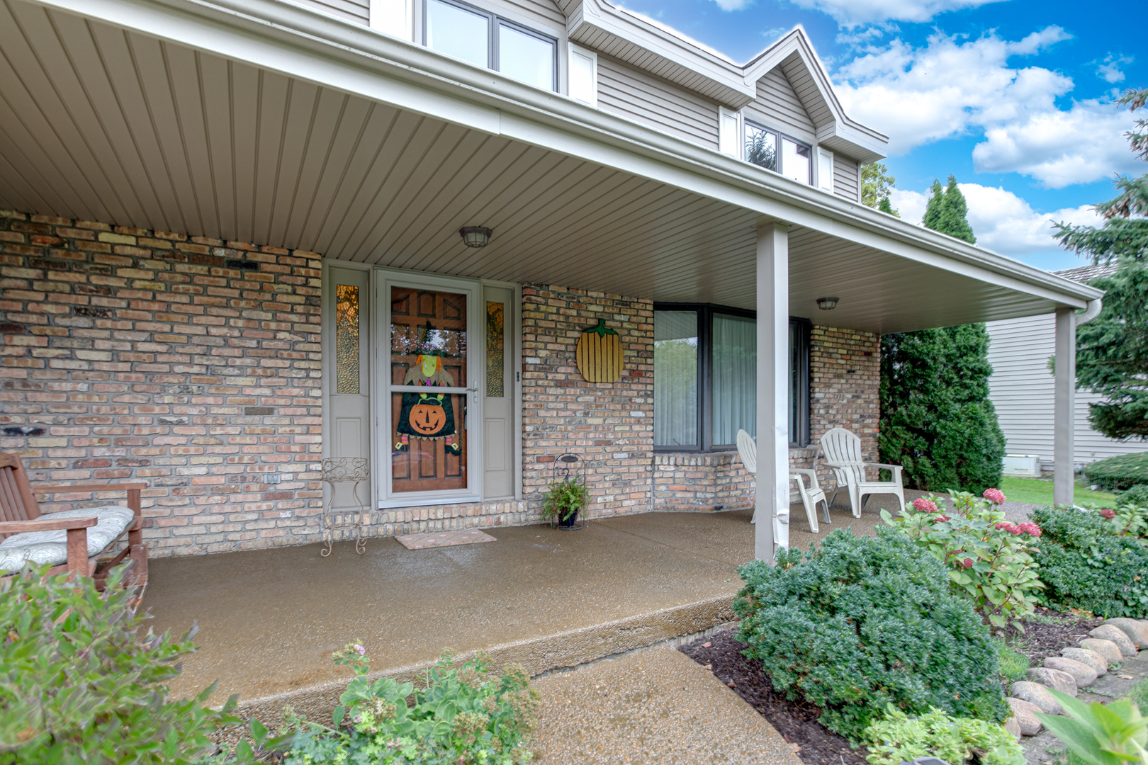 N675 Herrick Drive, Wheaton, IL 60187