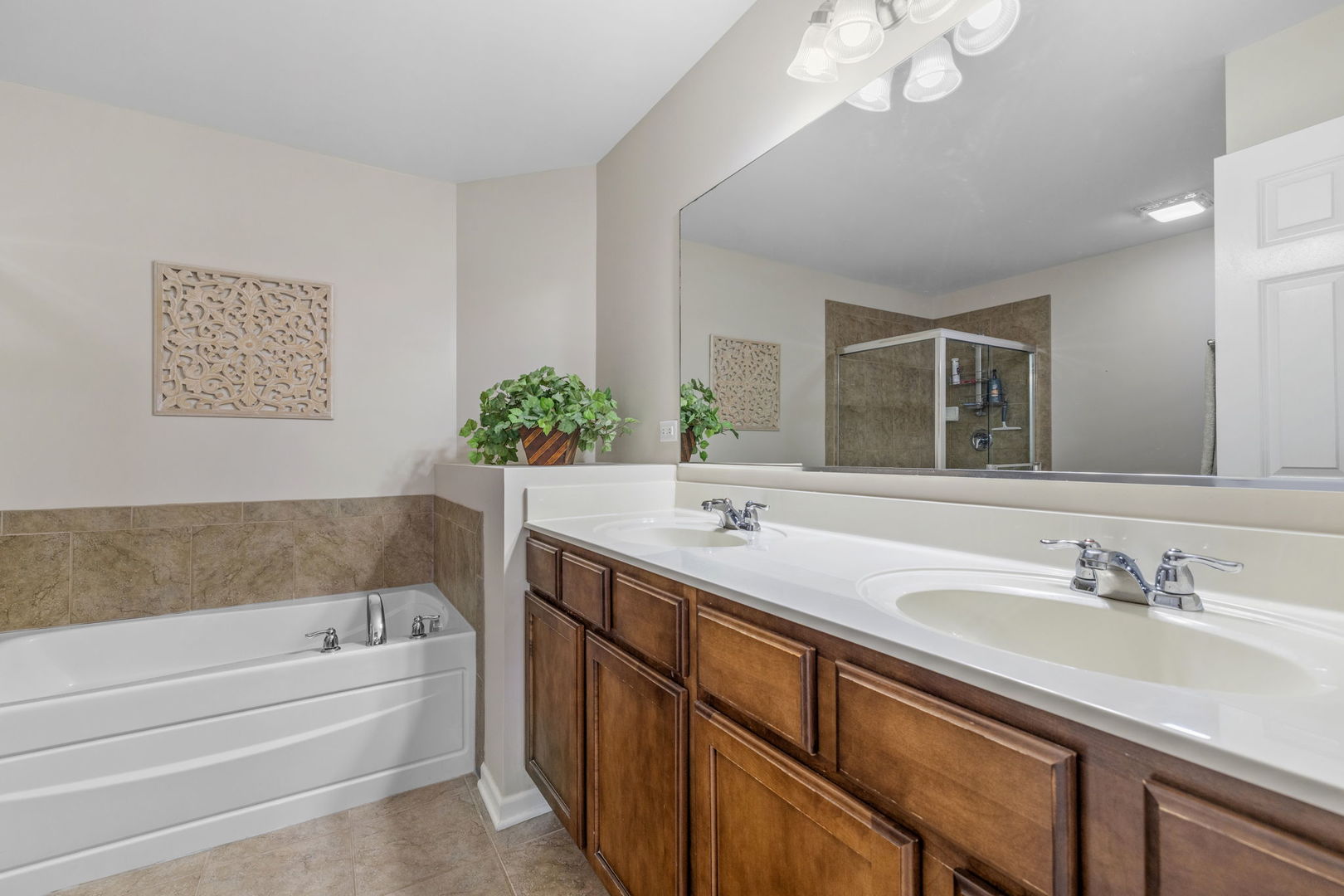 0N081 Forsythe Court, Winfield, IL 60190