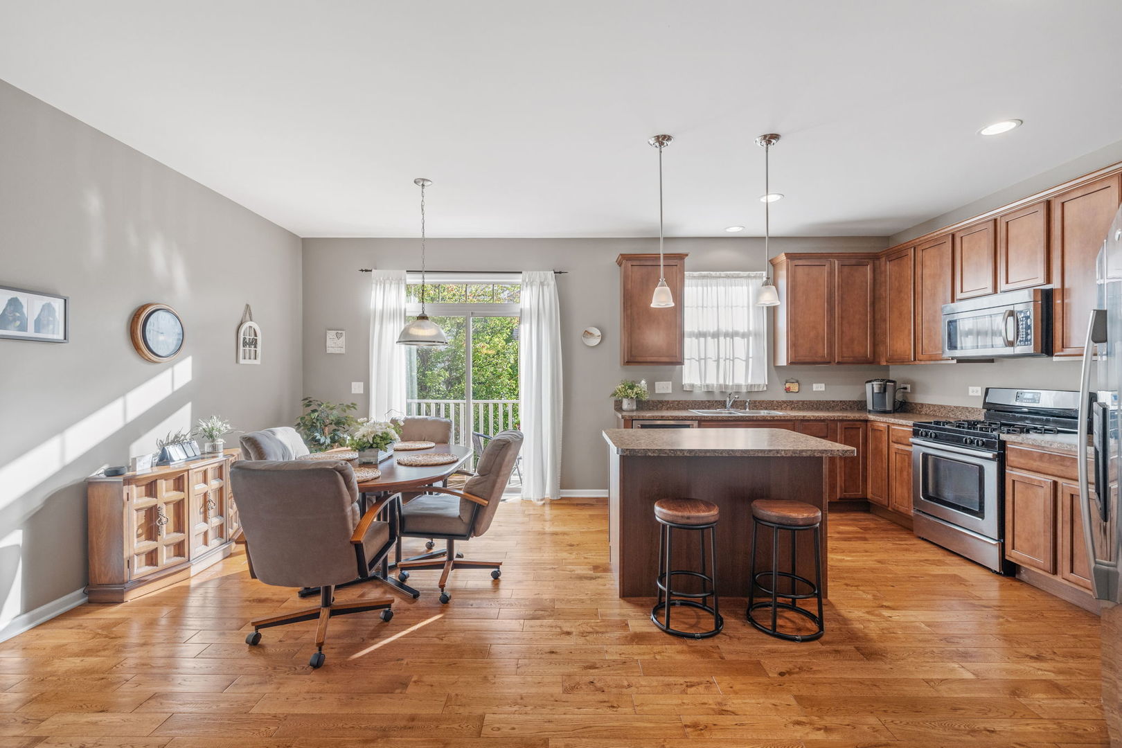 0N081 Forsythe Court, Winfield, IL 60190