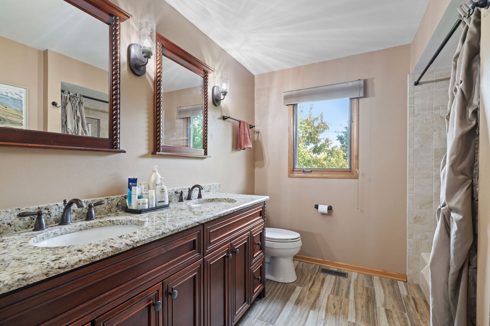 1353 Washburn Way, Lockport, IL 60441