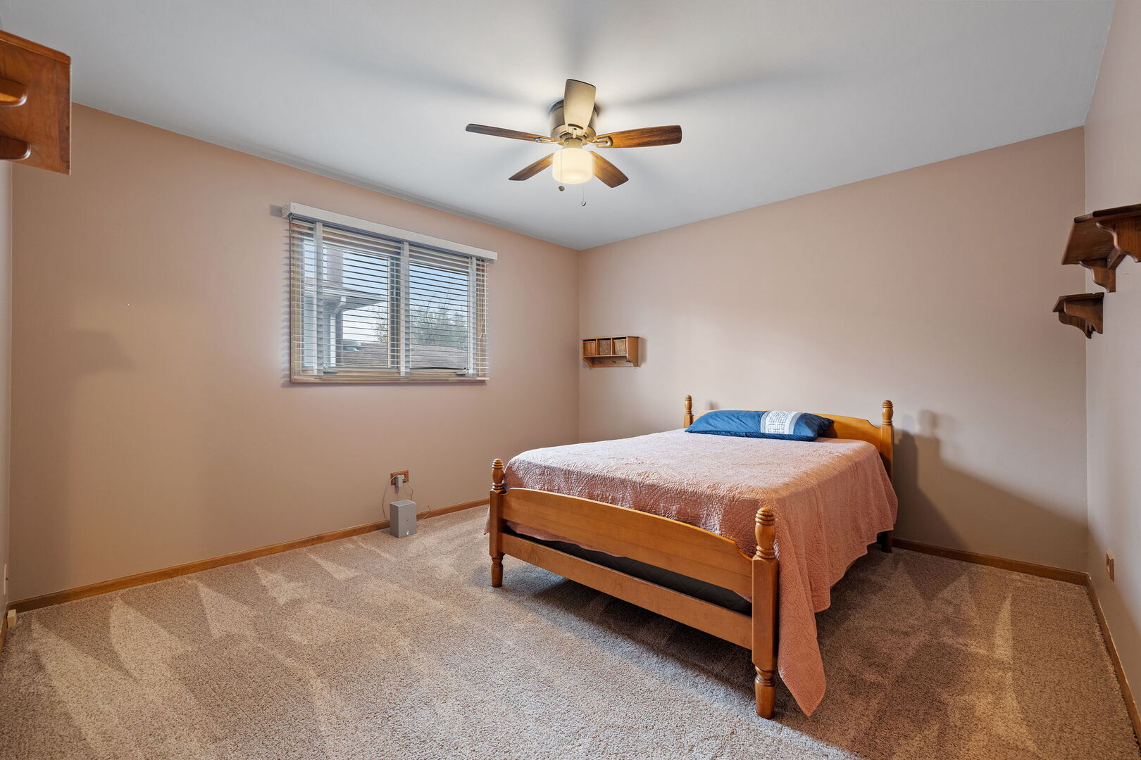 1353 Washburn Way, Lockport, IL 60441