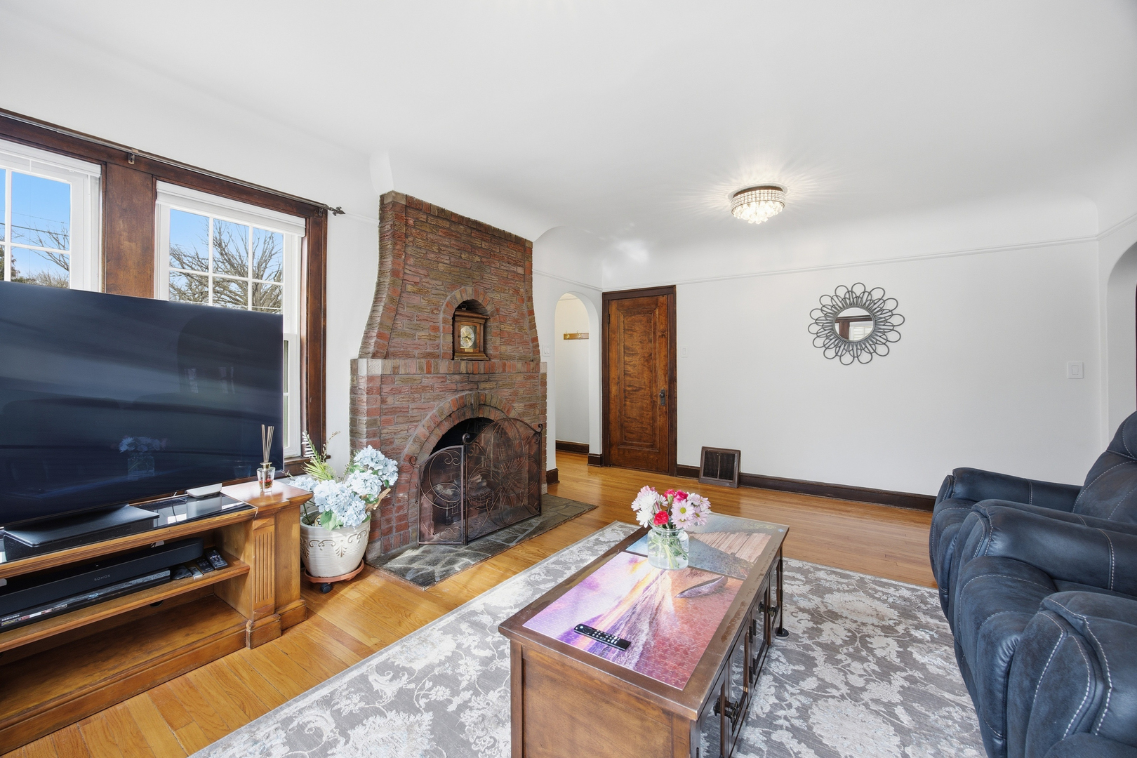 2557 Oak Street, River Grove, IL 60171