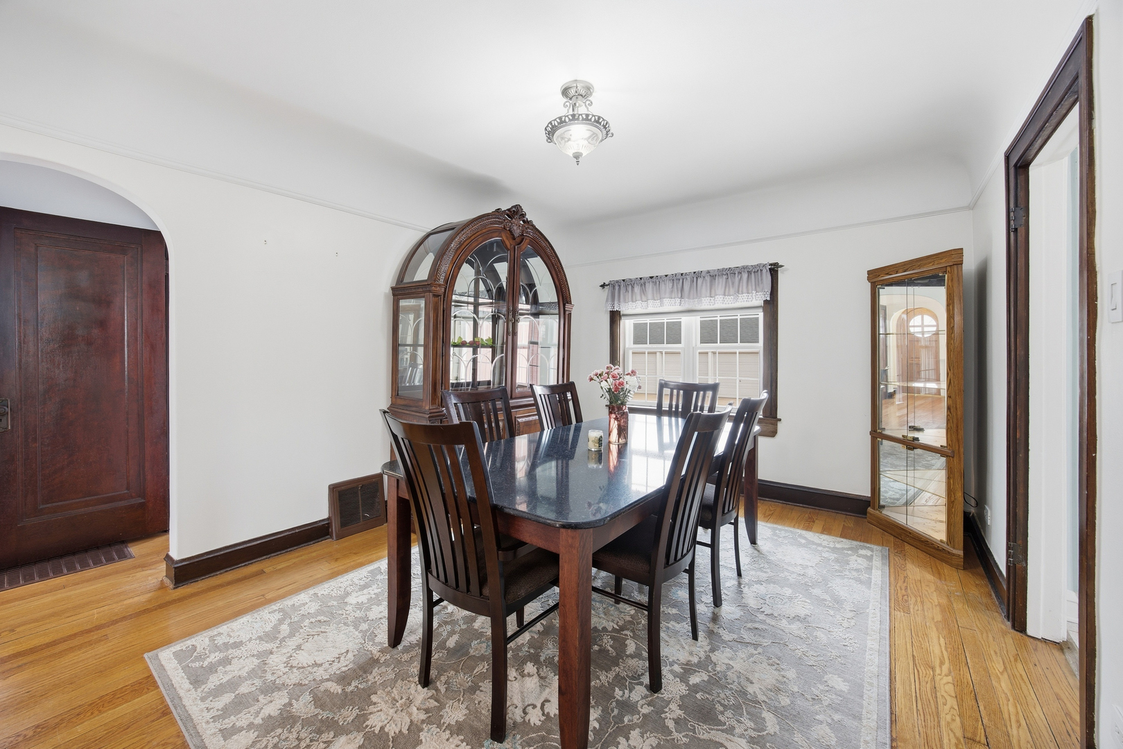 2557 Oak Street, River Grove, IL 60171