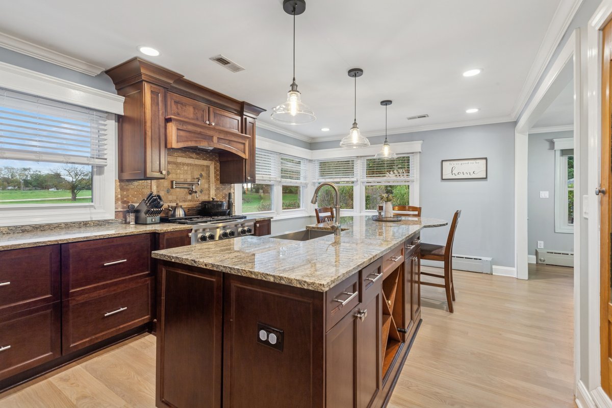 14530 FOREST Lane, Lockport, IL 60441