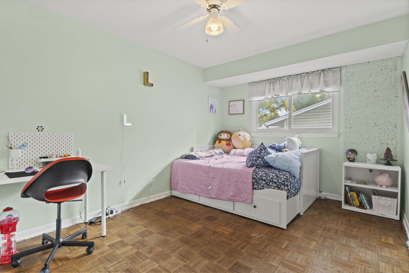 6505 Winston Drive, Woodridge, IL 60517