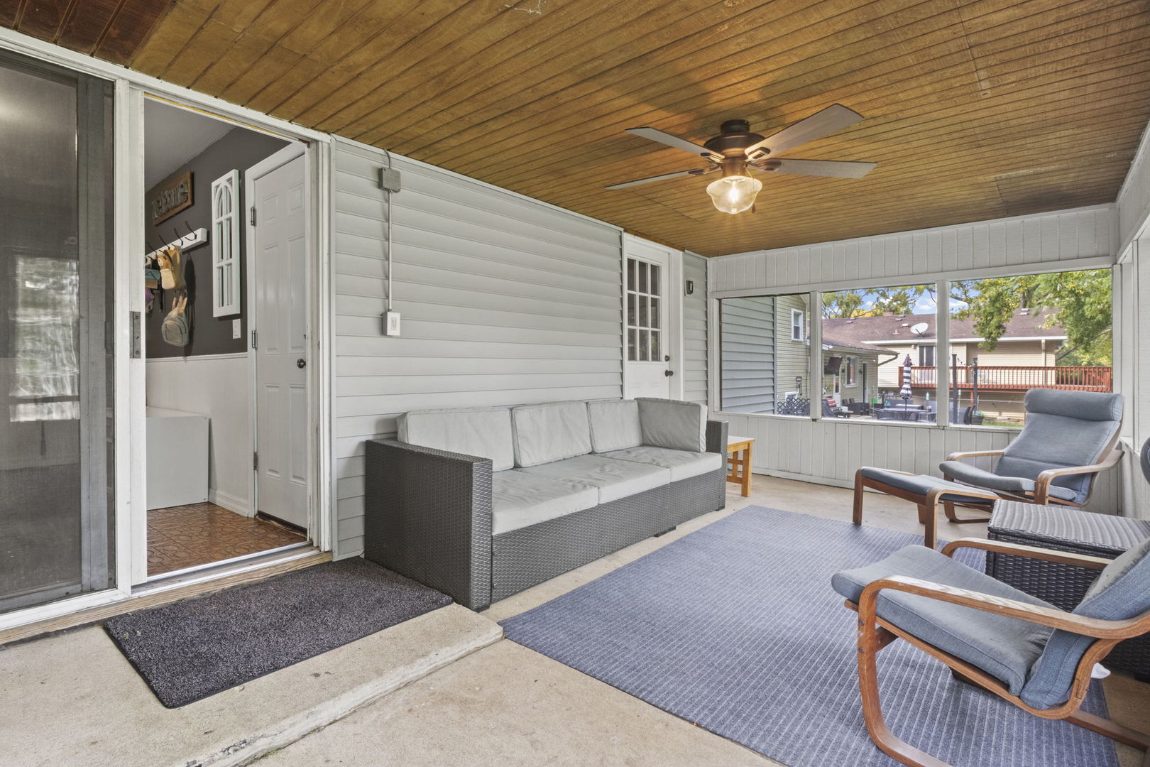 6505 Winston Drive, Woodridge, IL 60517