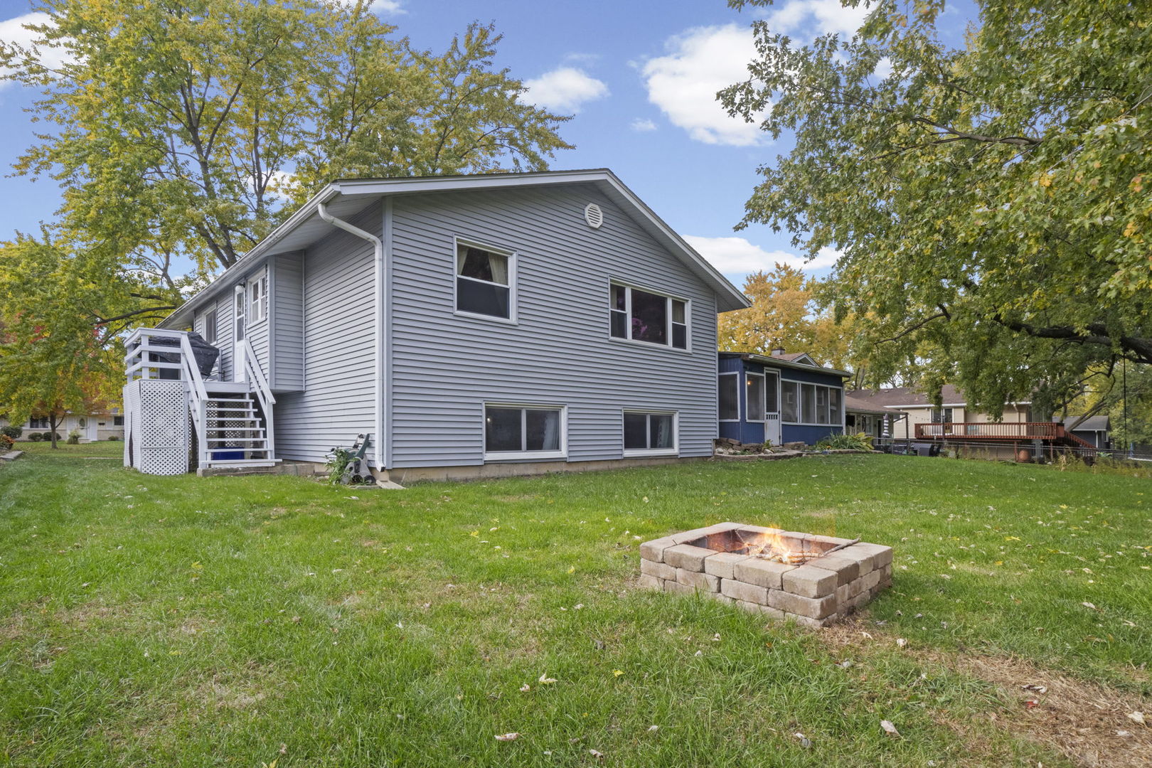 6505 Winston Drive, Woodridge, IL 60517