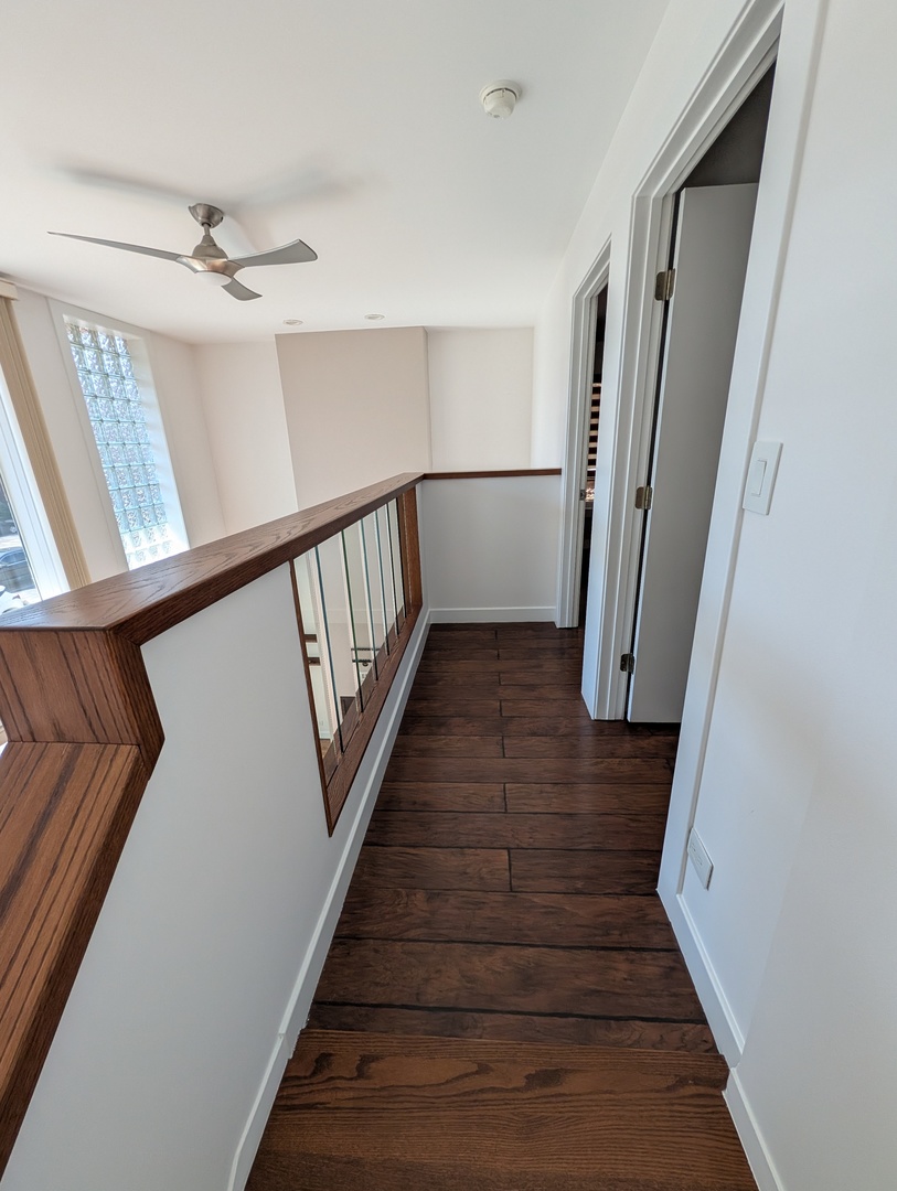8735 W CATHERINE Avenue #8, Chicago, IL 60656