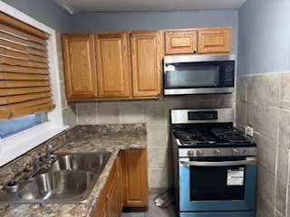 9741 S Hoxie Avenue, Chicago, IL 60617