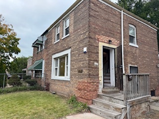 9741 S Hoxie Avenue, Chicago, IL 60617