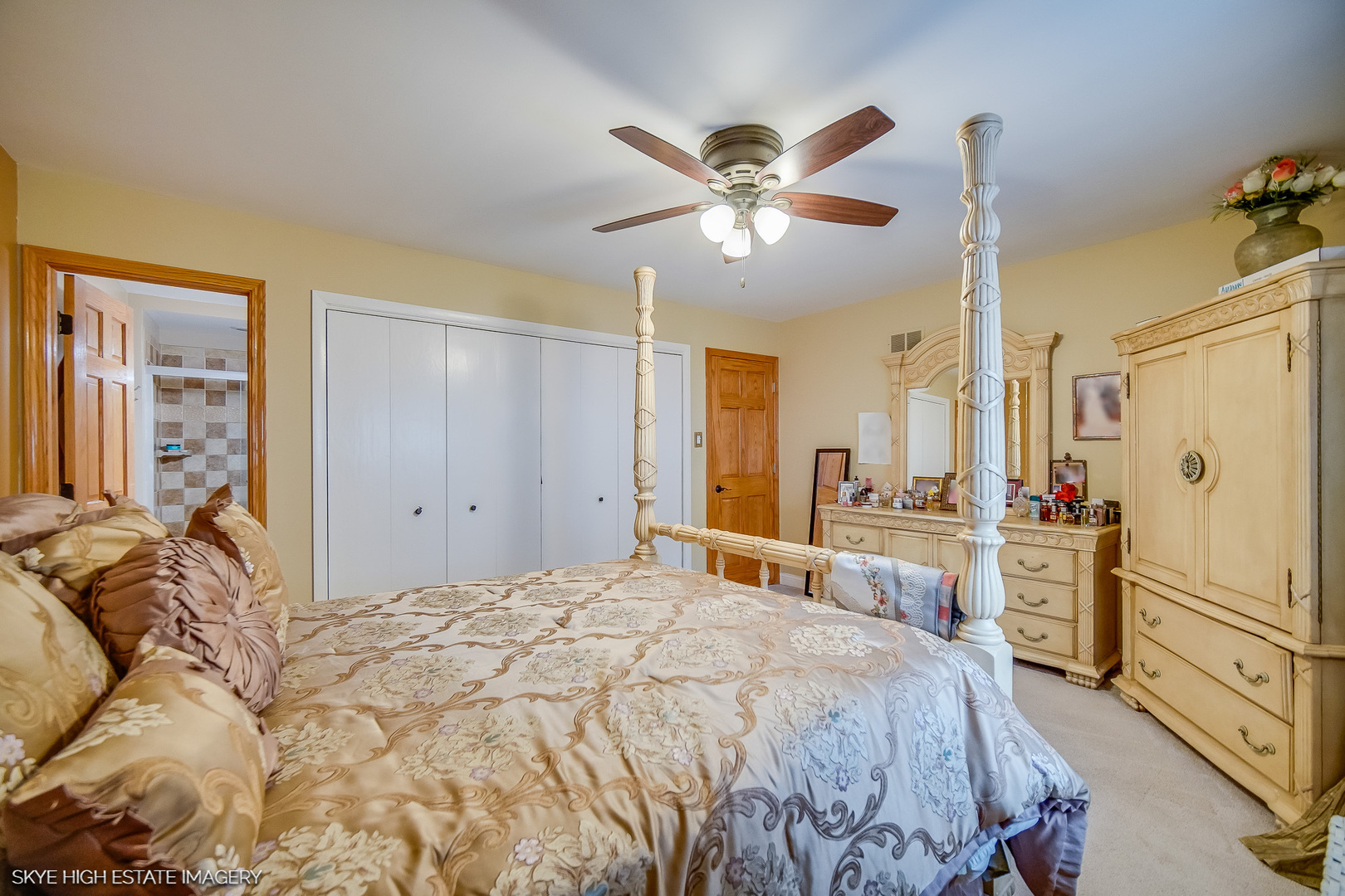 12152 Forestview Drive, Orland Park, IL 60467