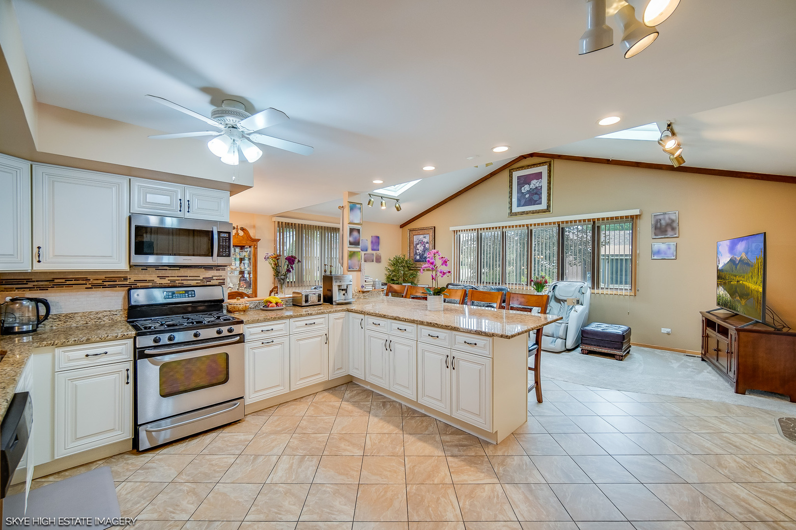 12152 Forestview Drive, Orland Park, IL 60467
