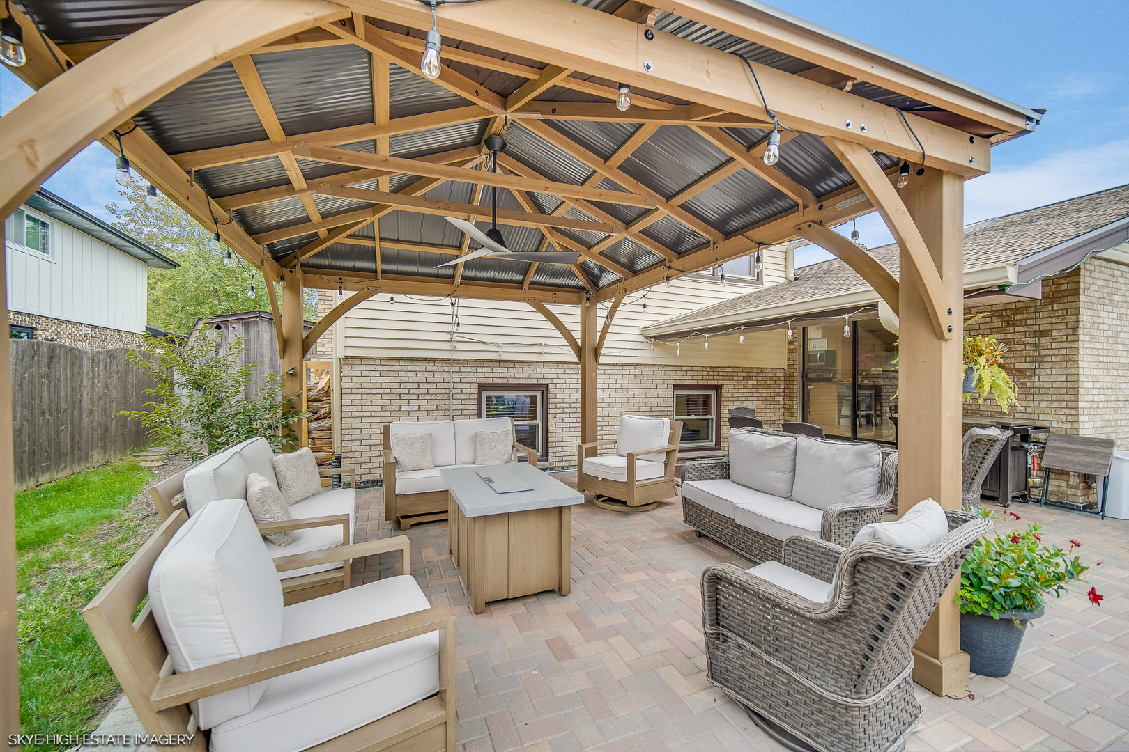 12152 Forestview Drive, Orland Park, IL 60467