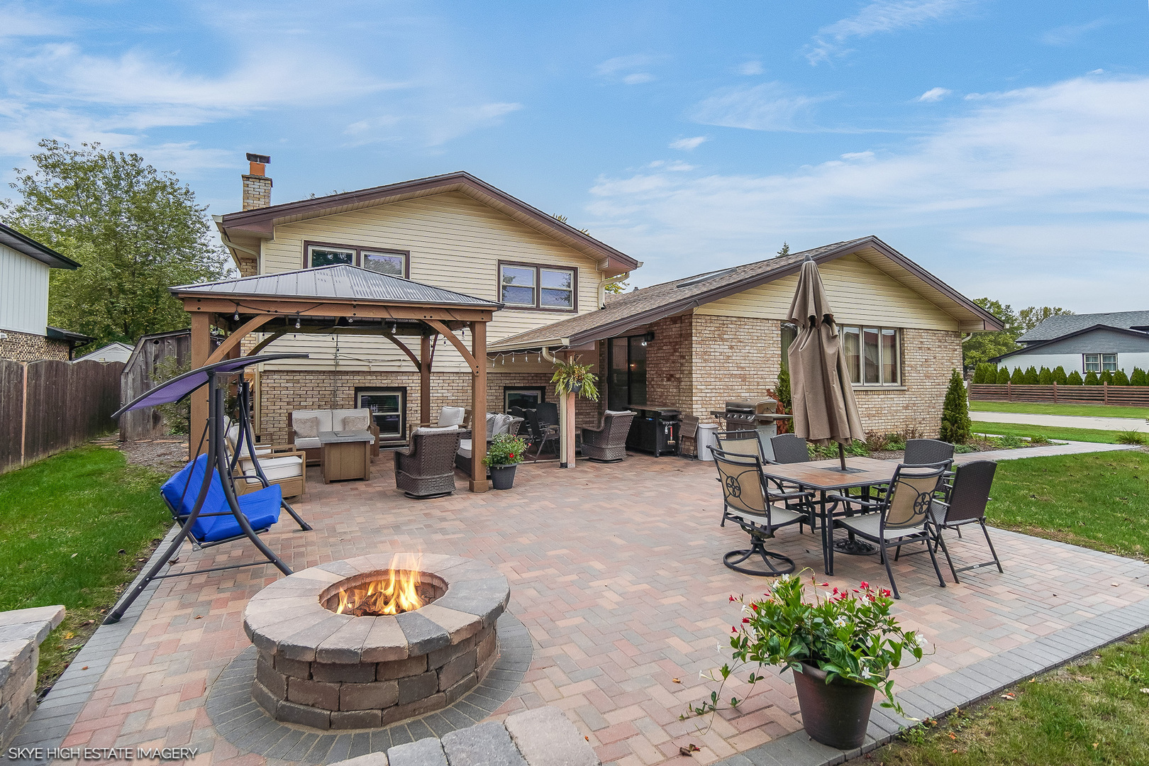 12152 Forestview Drive, Orland Park, IL 60467